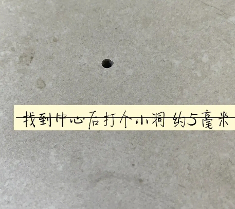 思茅瓷砖空鼓维修公司专业解答在瓷砖铺贴过程中，如果砂料搅拌不均匀，将会带来以下问题